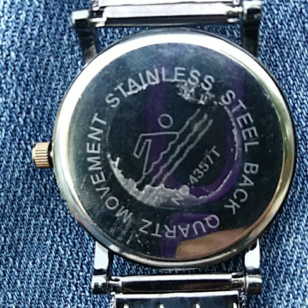 Watch - Picture 4 of 5